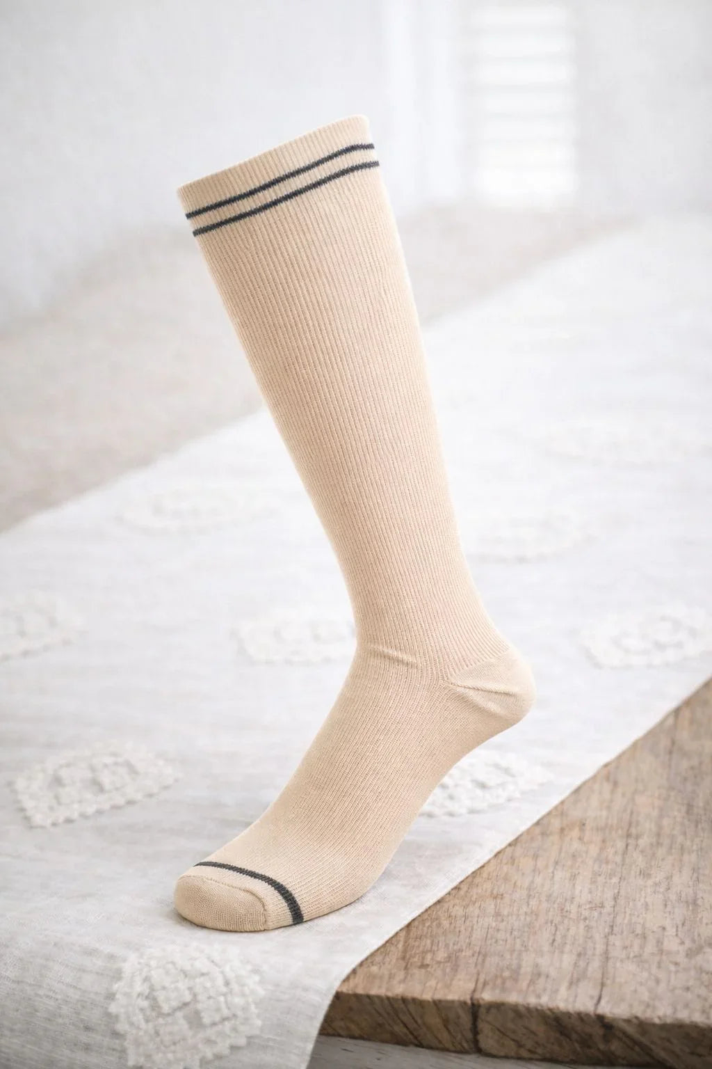 Meia de Hipismo Losama Bege | Cano Longo para Montaria